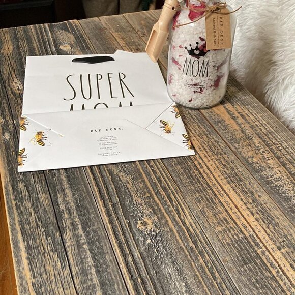 NEW! Rae Dunn "IT'S YOUR DAY, MOM" Bath Salts and Gift Bag - Picture 3 of 5